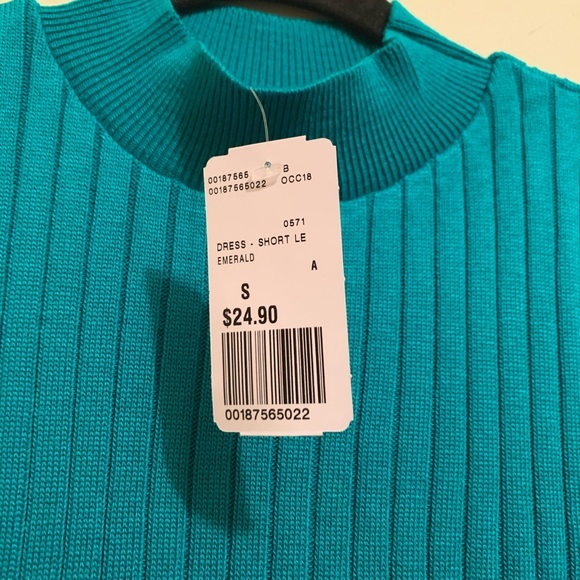 NWT Forever 21 Emerald Green Dress | S - Picture 3 of 6